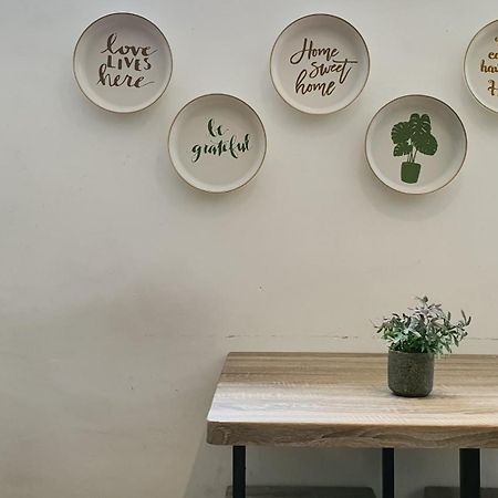 Summer House Bed & Cafe Куала Лумпур Екстериор снимка